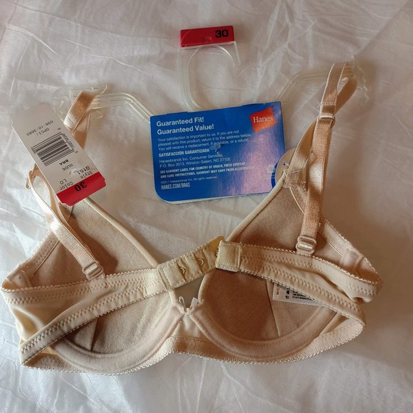 NEW Hanes Super Soft Girls Convertible Strap Bra Molded Underwire Size 30 NWT - Picture 2 of 7